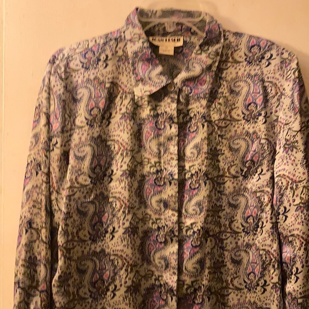 Vintage women’s long sleeve Joan Leslie Blouse
